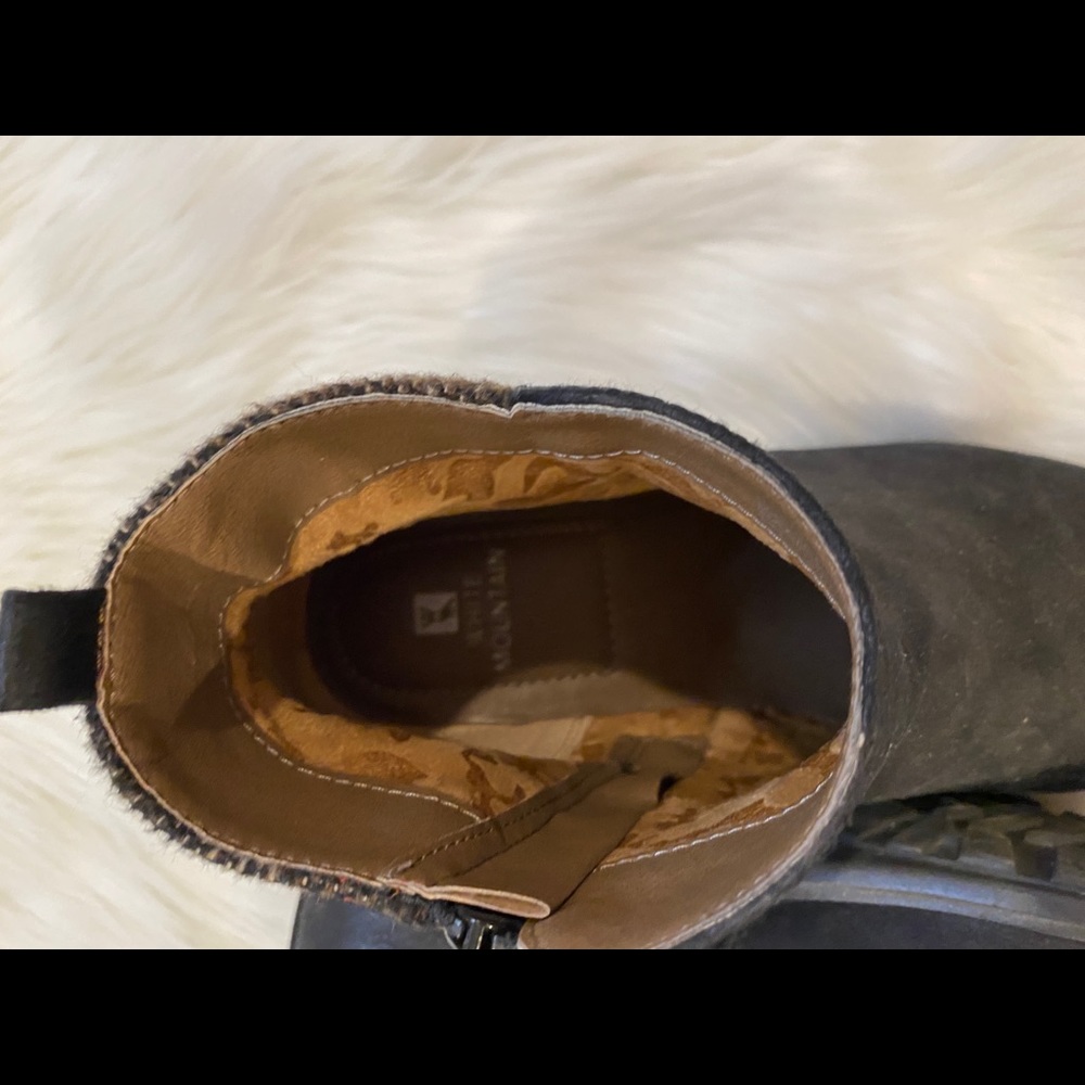 Booties - Picture 2 of 6